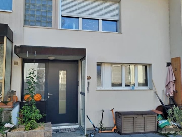Gepflegtes Reihenhaus in Wohlen AG