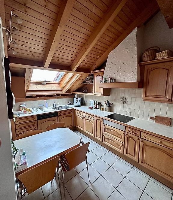 7548988244 Wunderschöne Dachwohnung mit Galerie in Kappel SO