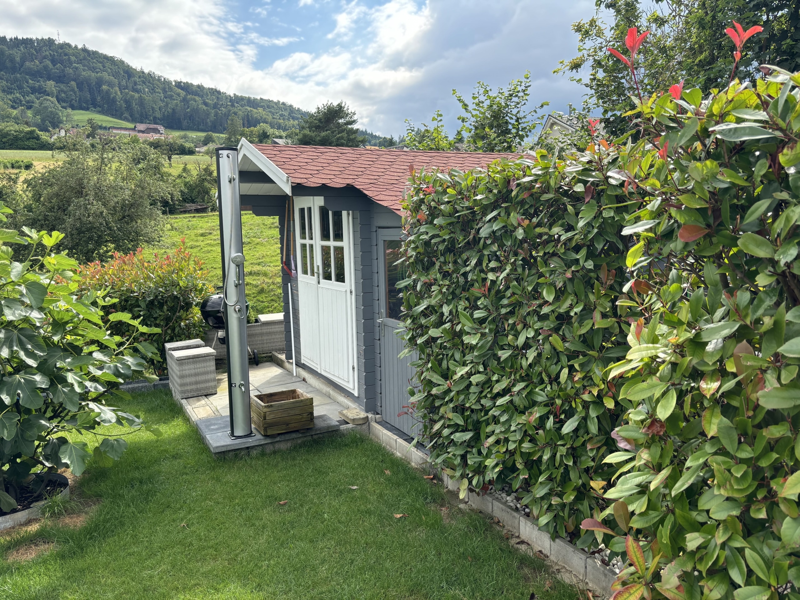 Idyllisch gelegenes 4.5-Zimmer-Doppeleinfamilienhaus in Känerkinden