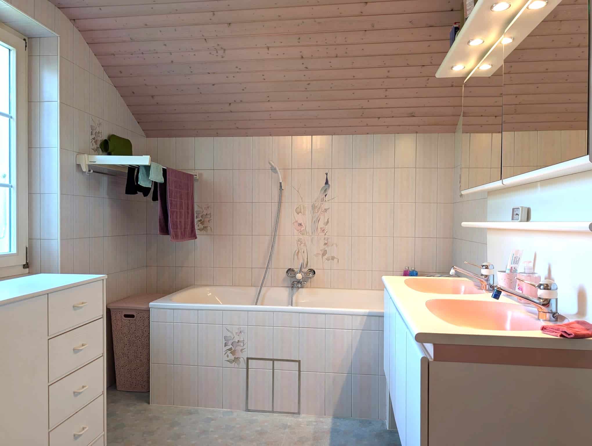 Freistehendes 5.5-Zimmer-Einfamilienhaus mit grossem Garten und herrlicher Weitsicht