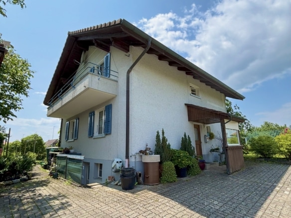 Freistehendes 5.5-Zimmer-Einfamilienhaus mit grossem Garten und herrlicher Weitsicht
