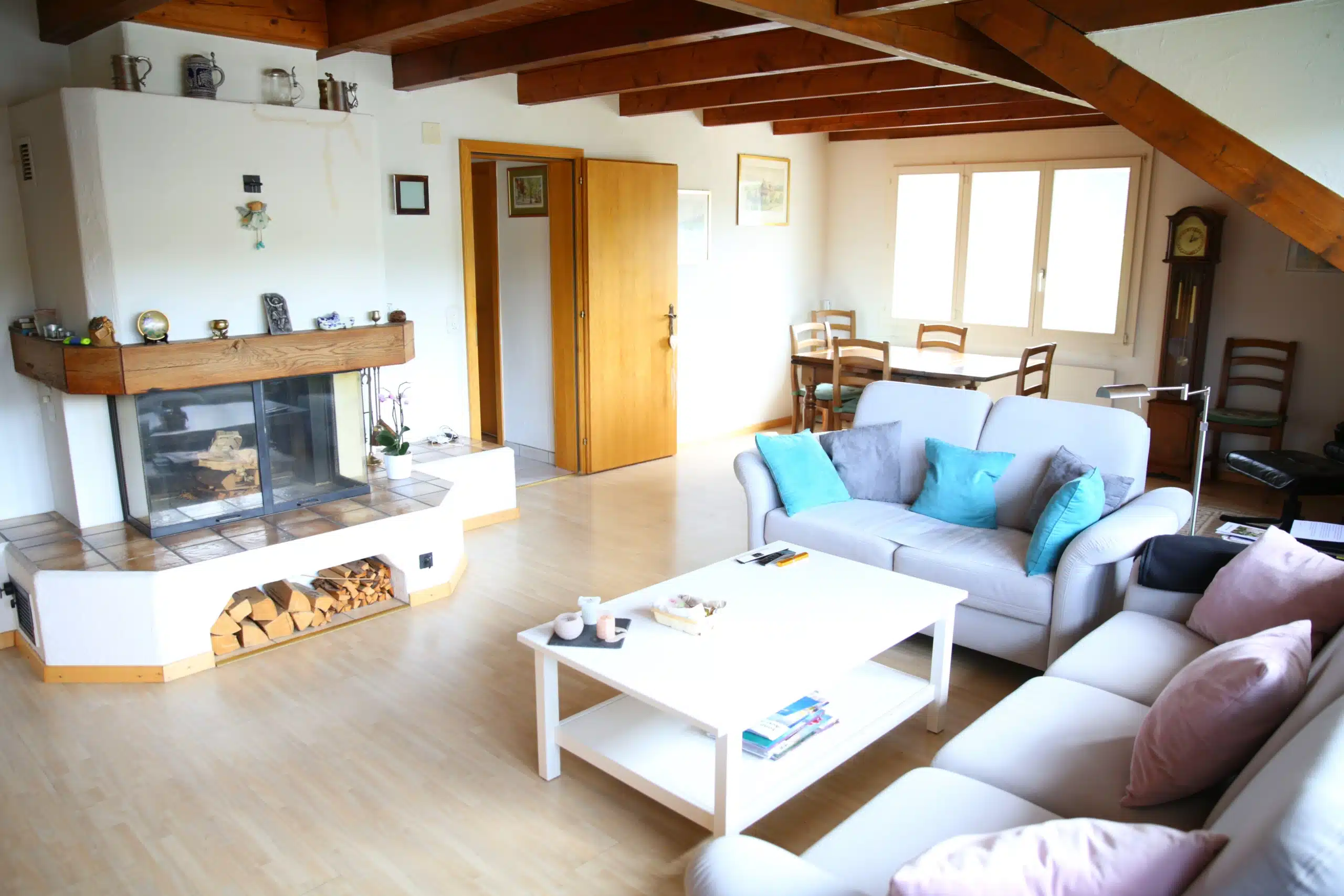 Wohnzimmer-oben3-1-scaled