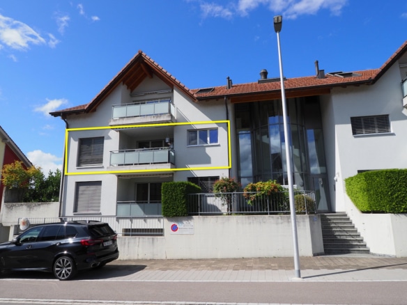 4.5-Zimmer-Wohnung mit eigenem Einstellhallenplatz in Oberwil